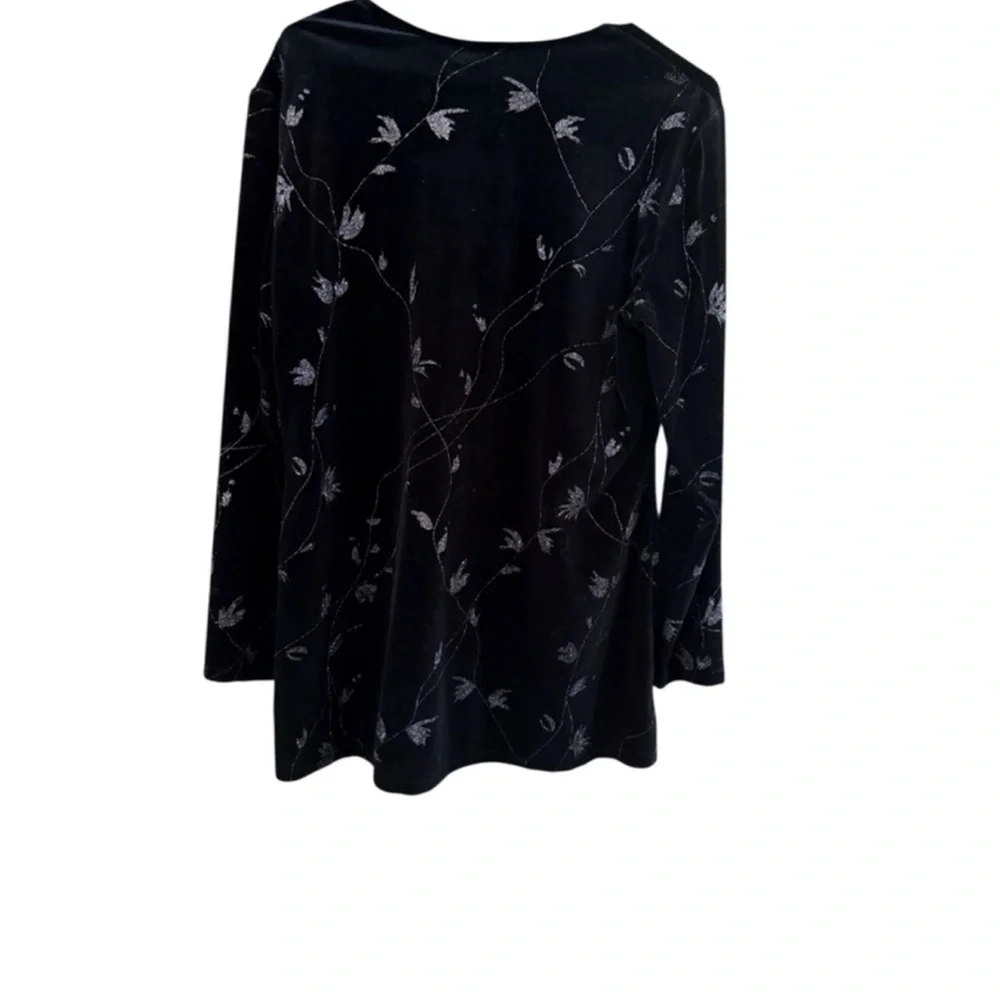 Elegant Black Velvet Blazer